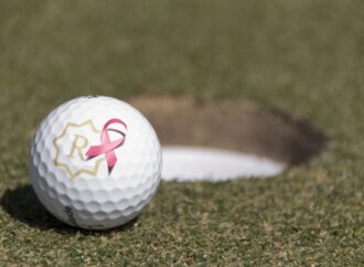 Marea solidaria a favor de la AECC en el torneo La Reserva de Sotogrande Invitation