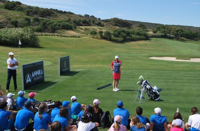 Jornada de viento, solidaridad y clinic en la Reserva de Sotogrande Invitational, Revista de Golf para Mujeres, Ladies In Golf