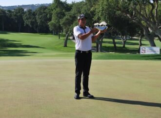 Christiaan Bezuindehout se estrena en el European Tour ganando el Estrella Damm N.A. Andalucía Masters