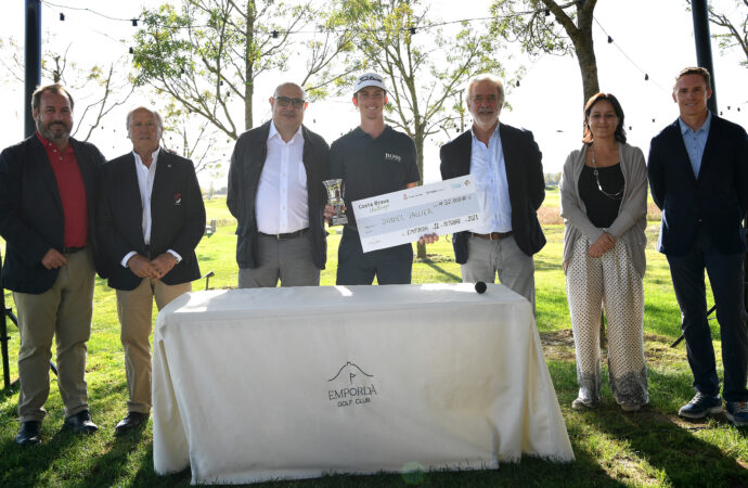 Hillier triunfa en el Challenge Costa Brava, Revista de Golf para Mujeres, Ladies In Golf
