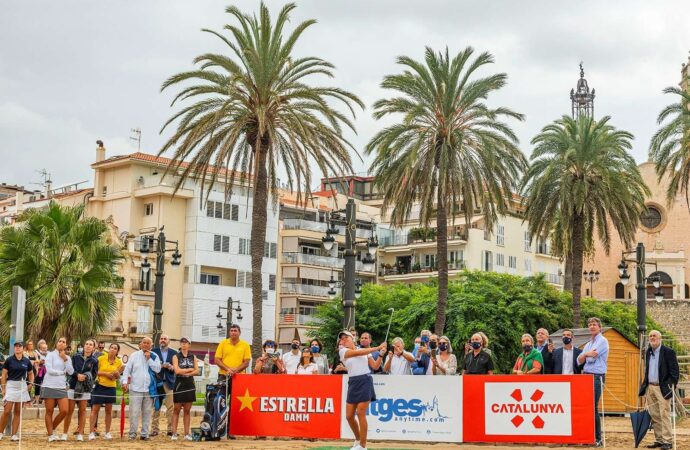Sitges Beach Golf Show llega a la Playa de la Fragata, Revista de Golf para Mujeres, Ladies In Golf