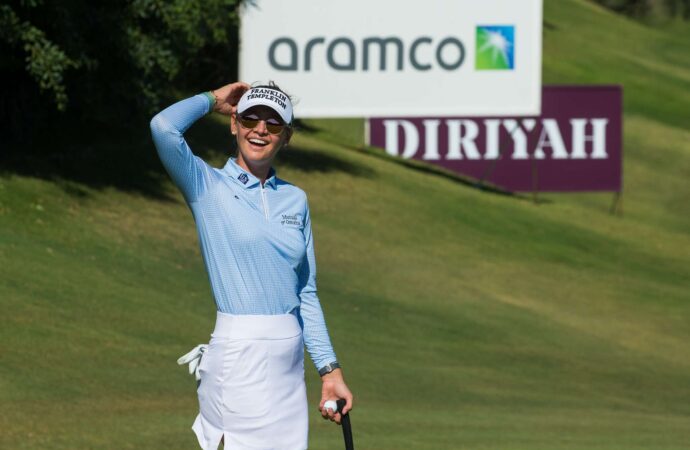 Jessica firma 61 en el primer día de Aramco Team Series, Revista de Golf para Mujeres, Ladies In Golf