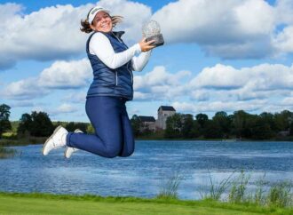 MORA CROWNED QUEEN OF THE CASTLE ÅLAND 100 LADIES OPEN