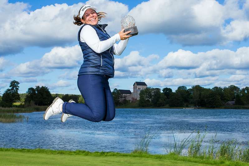MORA CROWNED QUEEN OF THE CASTLE ÅLAND 100 LADIES OPEN