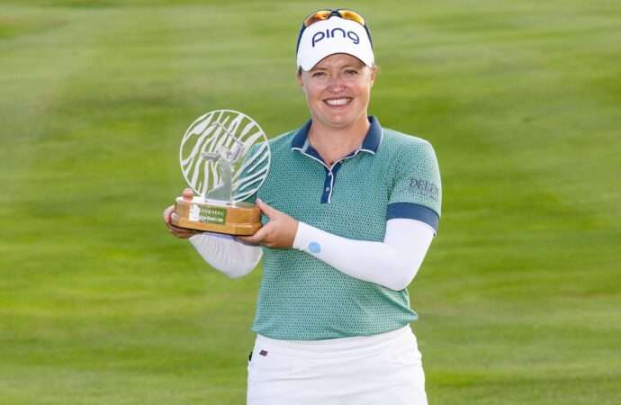 DE ROEY CRUISES TO SECOND LET TITLE AT INVESTEC SA WOMEN&rsquo;S, Women's Golf Magazine, Ladies In Golf
