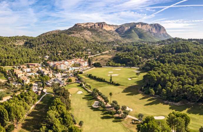 Dos amateurs clasificadas para La Sella Open, Revista de Golf para Mujeres, Ladies In Golf