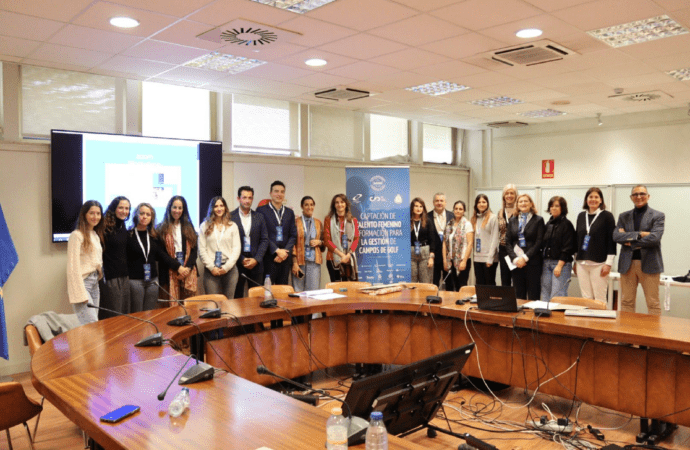 M&aacute;s formaci&oacute;n Inteligencia Artificial y Energ&iacute;as Renovables, Revista de Golf para Mujeres, Ladies In Golf