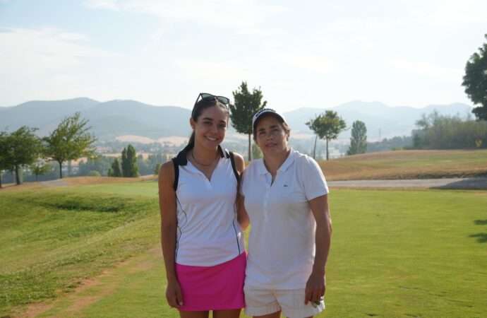 María Hernández y Aroa González juegan en casa, Revista de Golf para Mujeres, Ladies In Golf