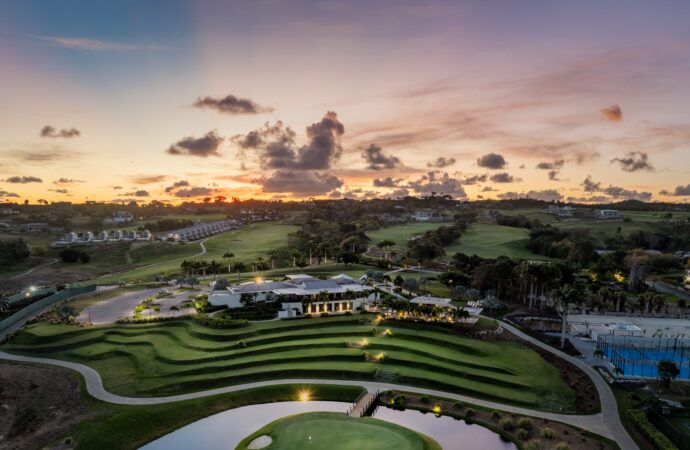 Apes Hill Barbados entra en el Top 100 de resorts de golf, Revista de Golf para Mujeres, Ladies In Golf